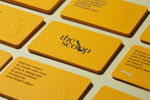 Визитка The Scoop с тиснением. Двойной плотный картон