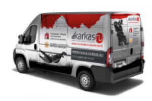 Реклама на транспорте. Японские отделочные материалы.