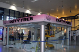 Duty free. Airport. Кишинев 2008