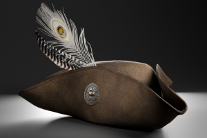 Пиратская шляпа треуголка