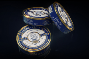 Морепродукты. Банка Лосось