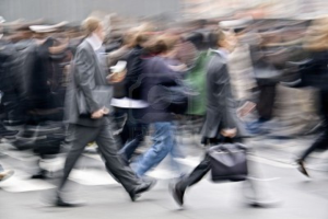 женщина под окном