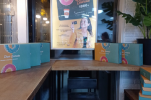 Рекламный плакат, фото готового