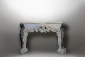 Каминный портал.