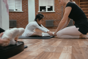 Занятие в студии танца и балета