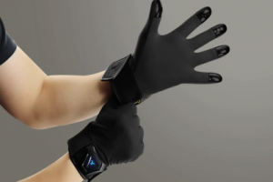 Применение умных перчаток