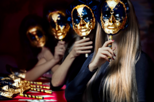 маски для мафии в венецианском стиле