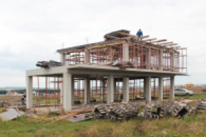 Коттедж из монолитного ж/б каркаса и блоков Ytong