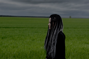 Трейлер для песни Фантом группы трион