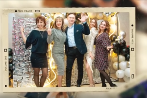 Видеопоздравление от рабочего коллектива