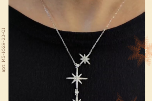 Stories с украшениями бренда