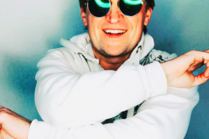 Йом - Мы едем по квадратной луне