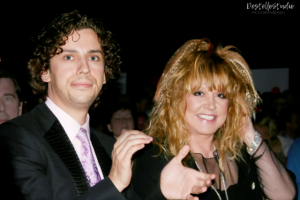 Репортаж с премии Радиомания. А.Пугачева и М.Галкин