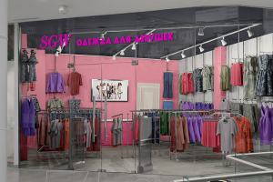 Визуализация и фотопривязка павильона с одеждой