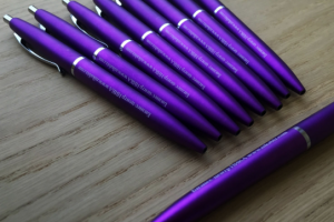 Фирменная ручка