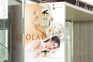 Плакат для Olay