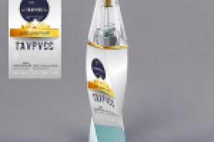 Этикетка для компании по выпуску спиртного напитка