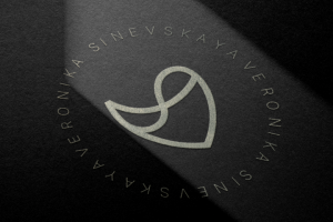 Фирменный логотип