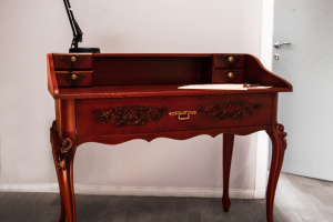 Декоративная парта