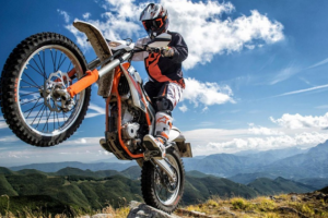 Кроссовый Эндуро мотоцикл. Копирайтинг