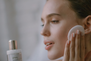 Дизайн упаковки и этикетки для бренда Gloys