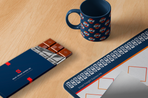 Элементы фирменного стиля на офисных и других предметах