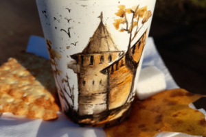 На кофейном стаканчике