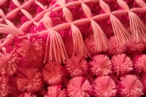 Плед из помпонов-2, 80х80 см