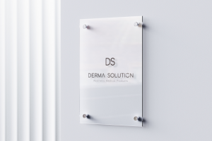 Логотип для бьюти магазина Derma Solution