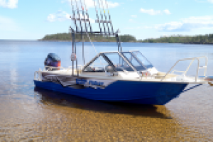 Разработка наклеек для лодок.