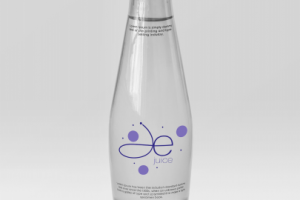 Этикетка прозрачной газированной воды с соком