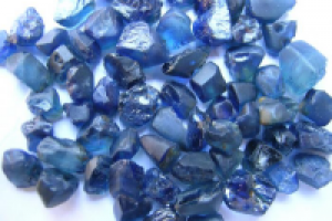 Сапфир, свойства камня: оберег, который приносит удачу