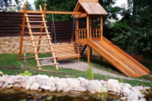 Деревянные детские площадки