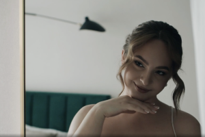 Тизер, 1 минута