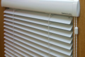 Жалюзи для пластиковых окон