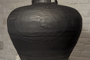 Ваза деревянная, интерьерная.