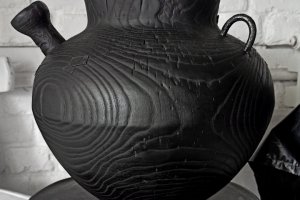 Кувшин деревянный , интерьерный . Обработка обжиг .