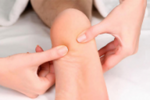 Лечение пяточной шпоры в домашних условиях: правда и миф