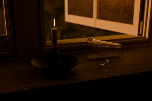 Разбитый стакан