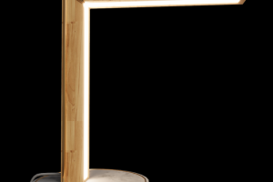 Настольная лампа