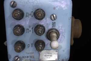 Регулятор напряжения