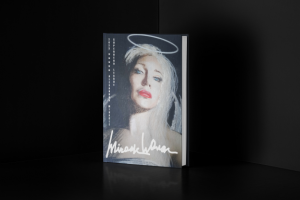 MiracleWoman and FootMan