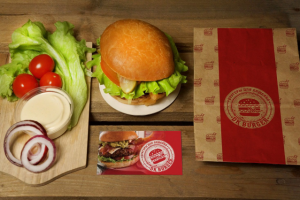 Визитка и упаковка для бургерной