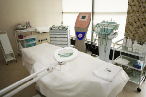 Как выбрать оборудование для аппаратной косметологии