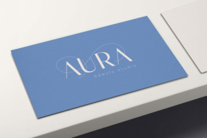 Логотип для салона красоты "AURA"