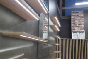 Фото реализации интерьера салона оптики