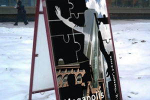 Штендер магазина модной одежды "Мегаполис"