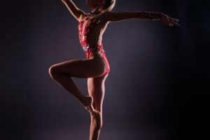 Девочка-гимнастка, студийное фото