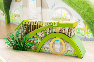 Дизайн стойки фотографов