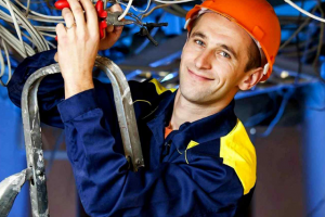 Услуги электрика в Челябинске